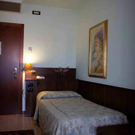 Hotel Bracco Loreggia